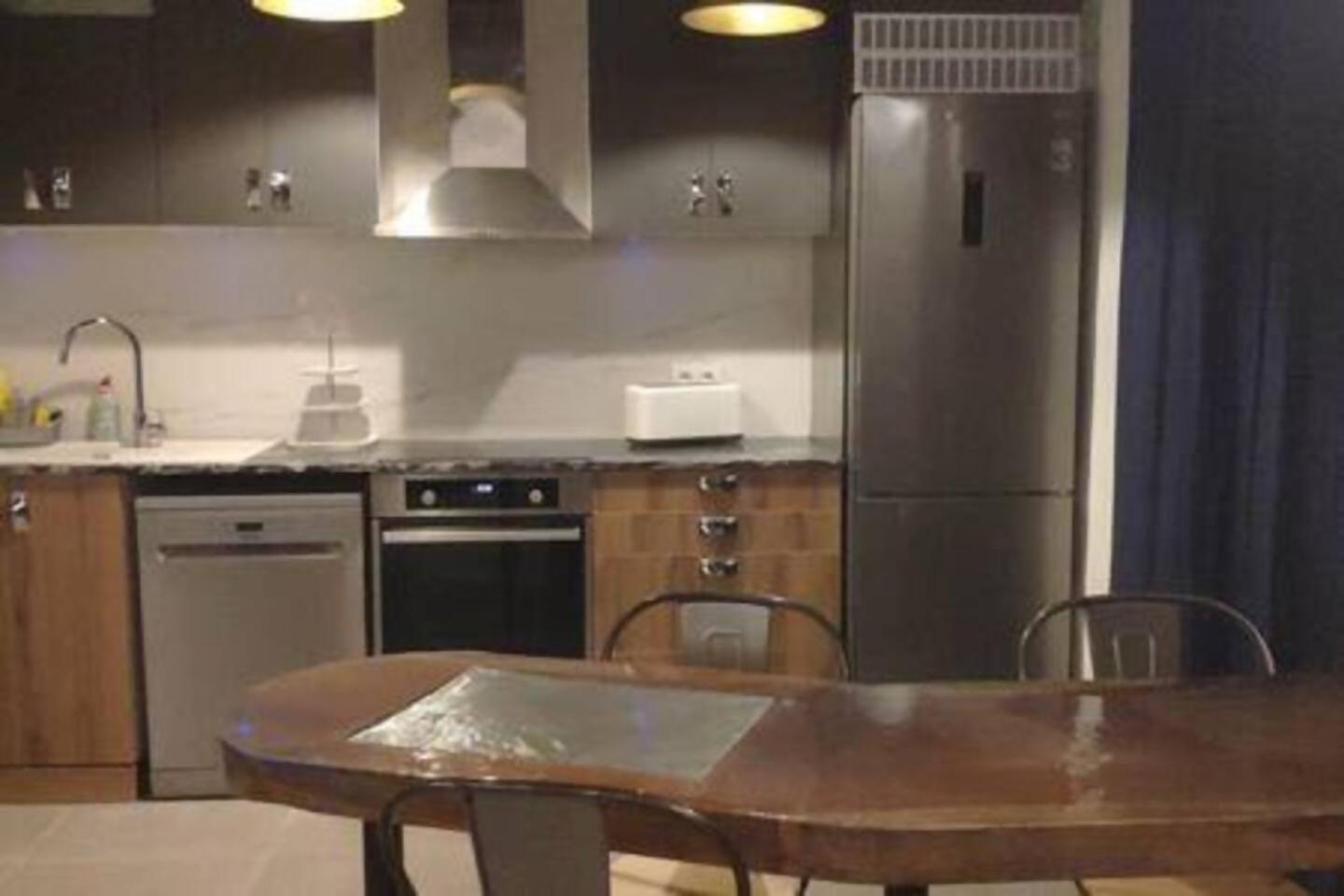 Taocasa Metal Apartment Olot Bagian luar foto