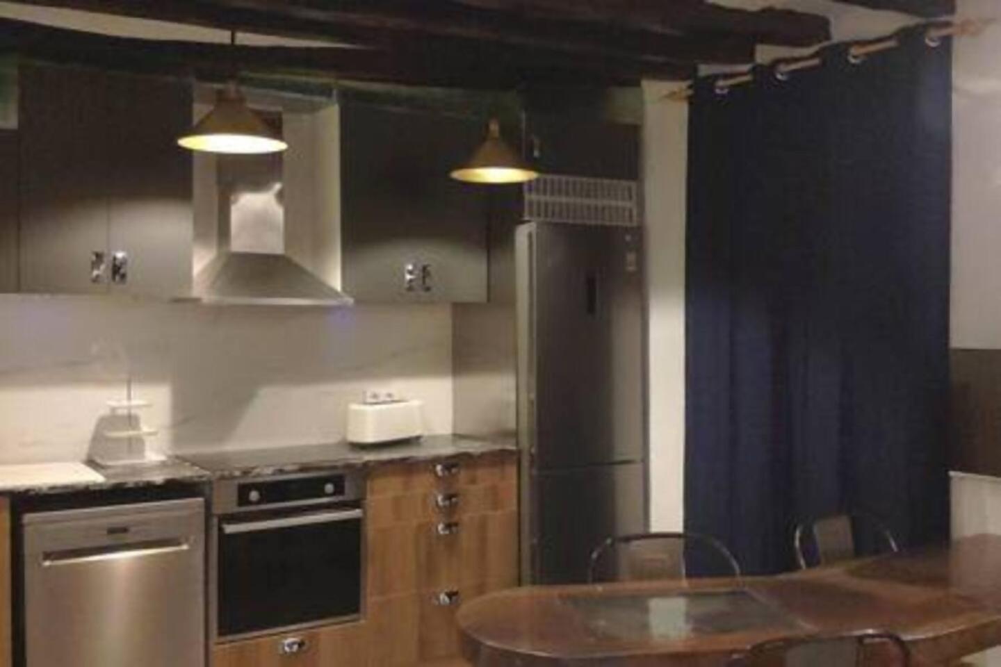 Taocasa Metal Apartment Olot Bagian luar foto