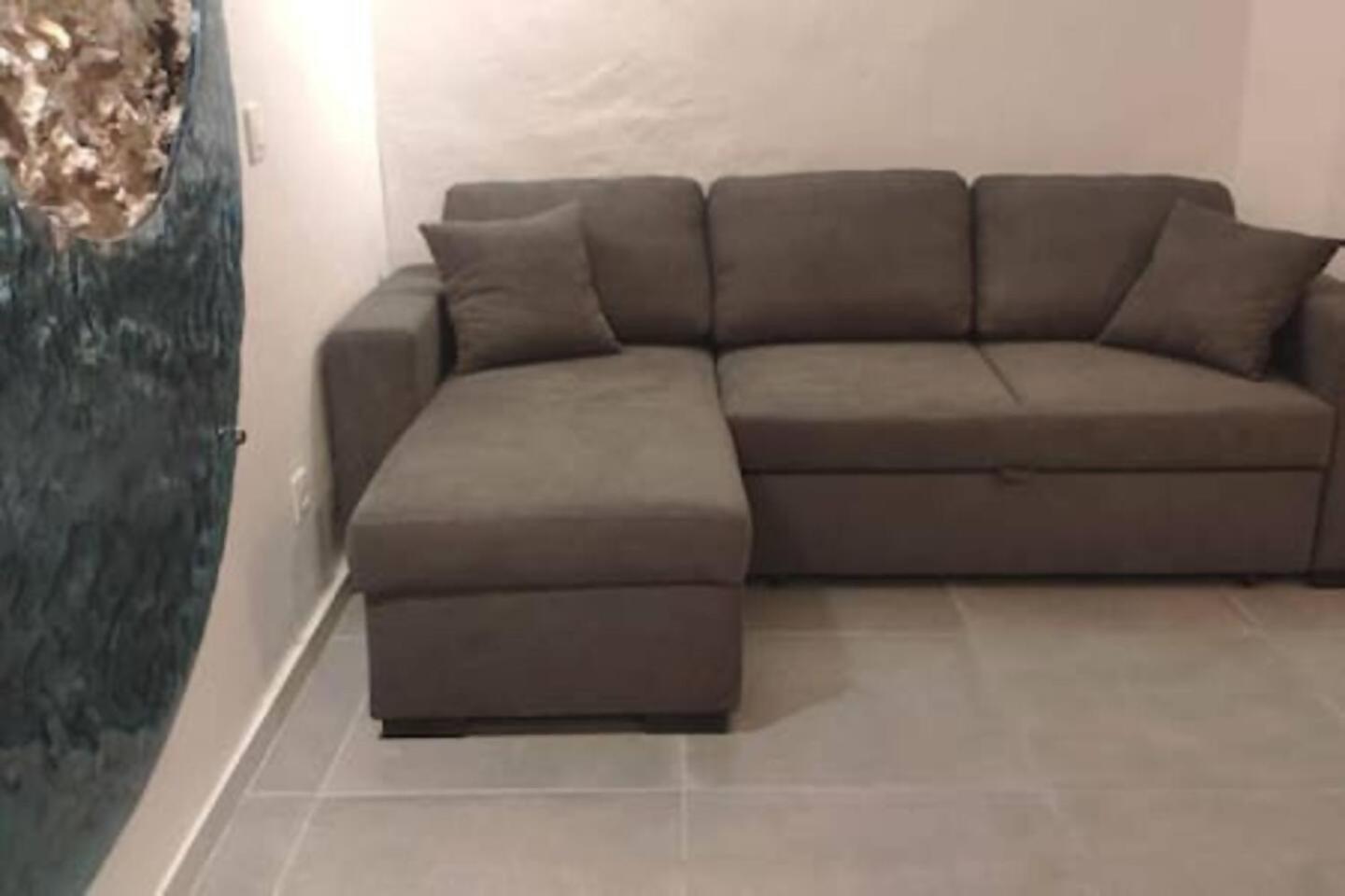 Taocasa Metal Apartment Olot Bagian luar foto
