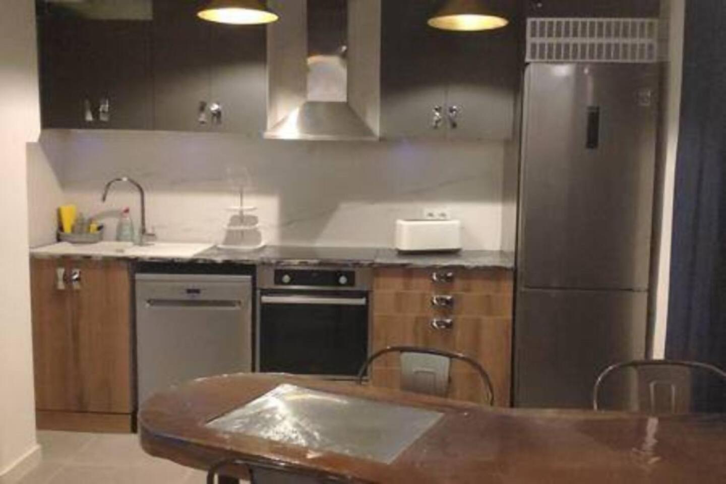 Taocasa Metal Apartment Olot Bagian luar foto