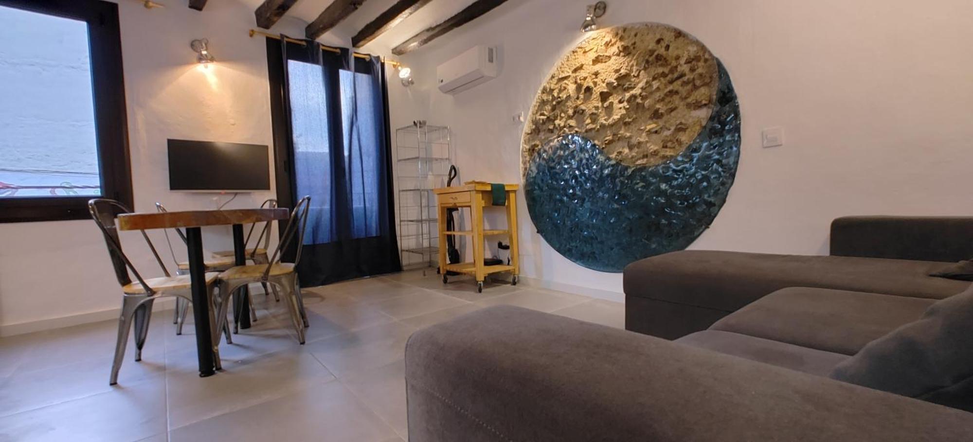 Taocasa Metal Apartment Olot Bagian luar foto